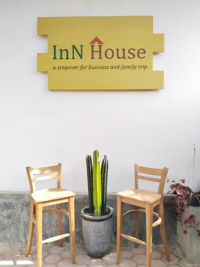 Inn House Homestay Dadapan Exteriér fotografie